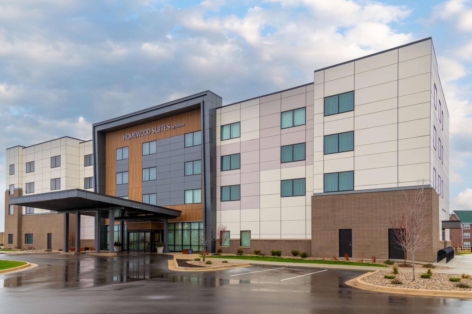 Homewood Suites By Hilton Holland Exterior photo