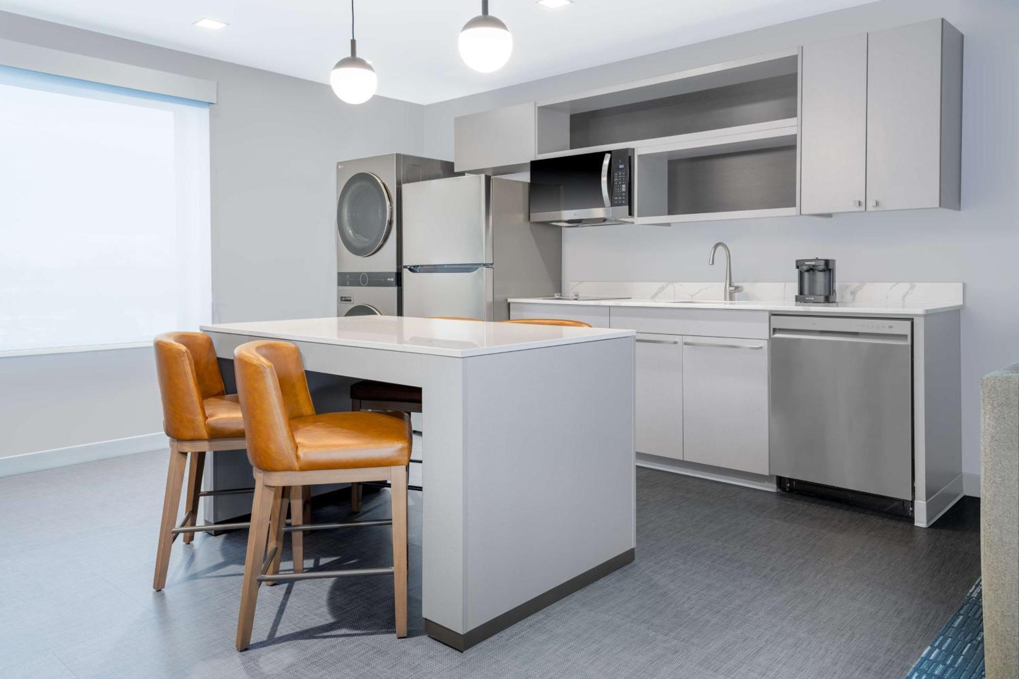 Homewood Suites By Hilton Holland Exterior photo