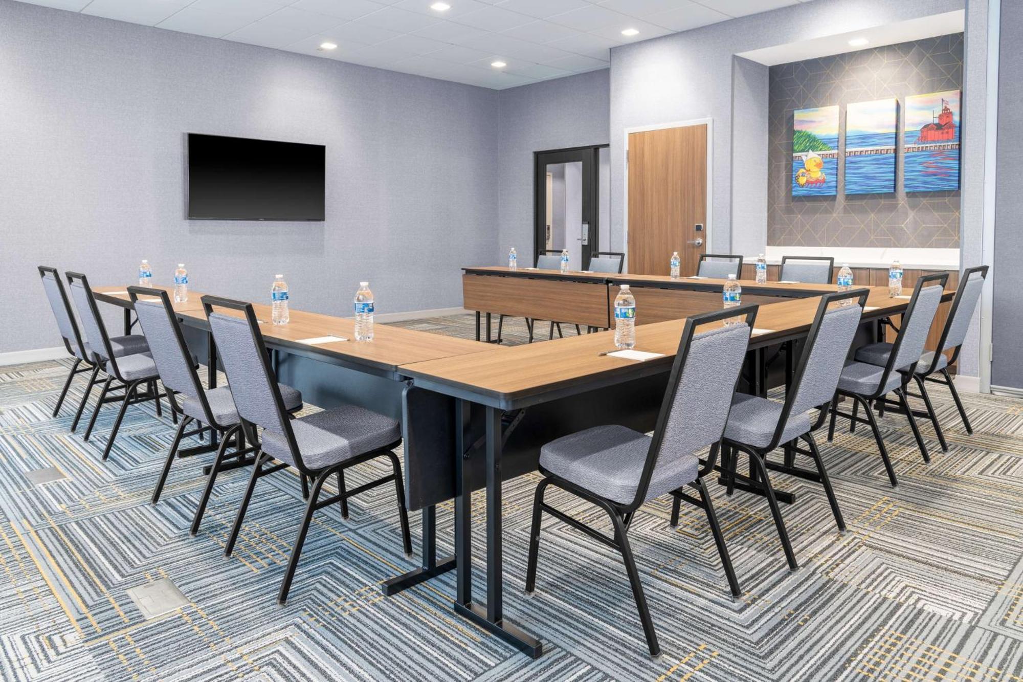 Homewood Suites By Hilton Holland Exterior photo